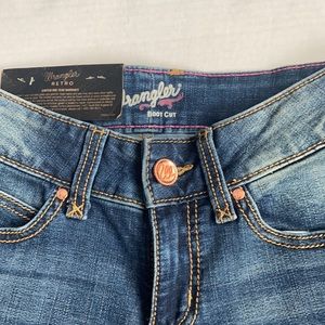 NWT WRANGLER RETRO Boot Cut Mae Mid Rise Size 0 x 34 Jeans